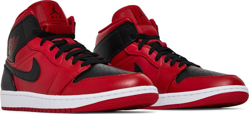 Air Jordan 1 Mid  Reverse Bred  554724-660