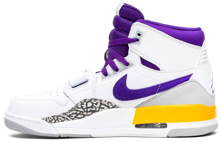 Jordan Legacy 312  Lakers  AV3922-157