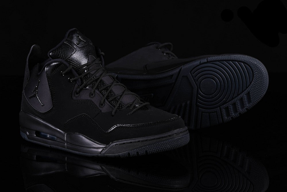 Jordan Courtside 23  Triple Black  AR1000-001