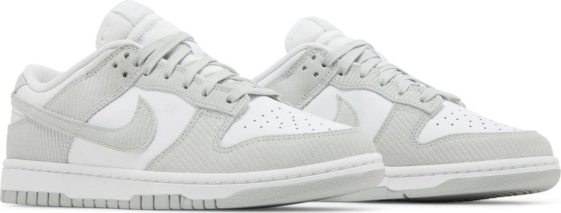 Wmns Dunk Low  Light Silver Corduroy  FN7658-100