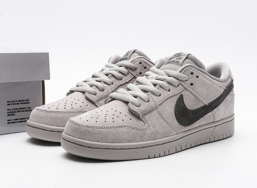 Dunk SB Low  Grey  854866-016