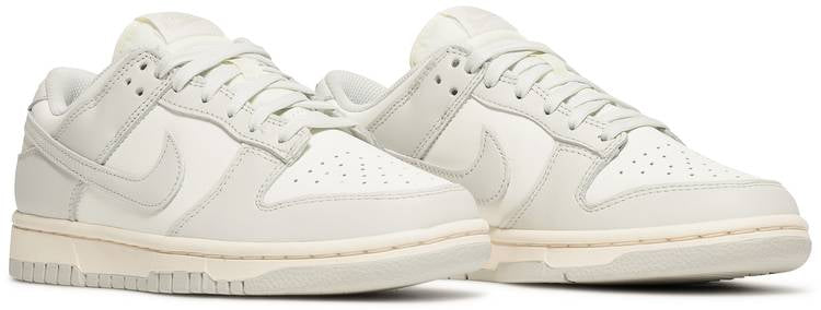 Wmns Dunk Low  Light Bone  DD1503-107