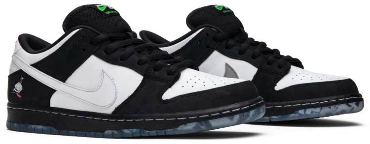 Jeff Staple x Dunk Low Pro SB  Panda Pigeon  BV1310-013