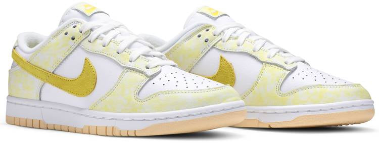 Wmns Dunk Low OG  Yellow Strike  DM9467-700