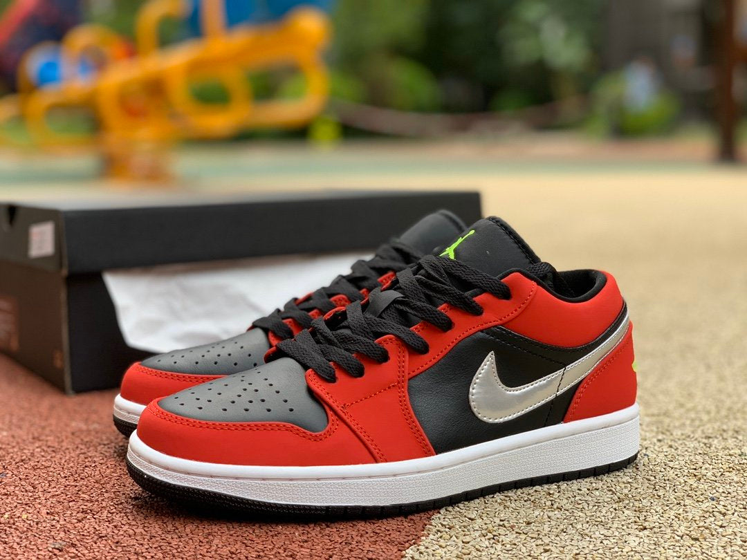 Air Jordan 1 Low  Gym Red Green Pulse  553558-036